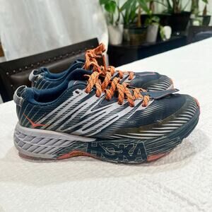 Hoka running shoes for women 6.5 *flawed